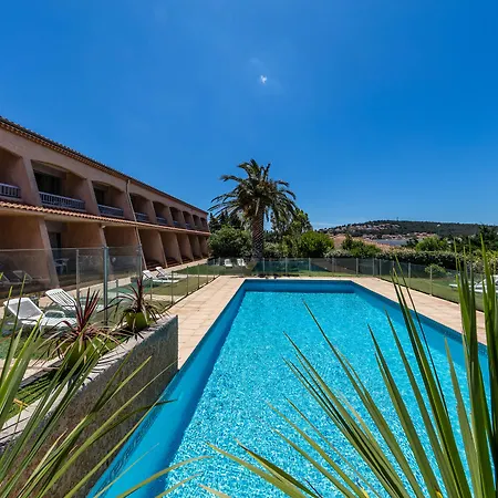 Noemys Toulon - Restaurant Avec Piscine Отель 3*