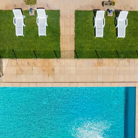 Noemys Toulon - Restaurant Avec Piscine Ла-Валетт-дю-Вар