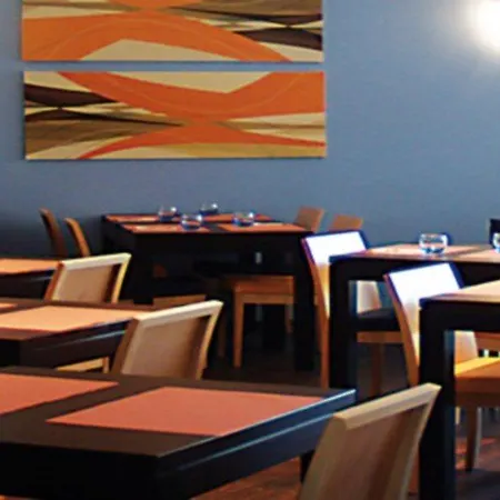 Noemys Toulon - Restaurant Avec Piscine Отель 3*
